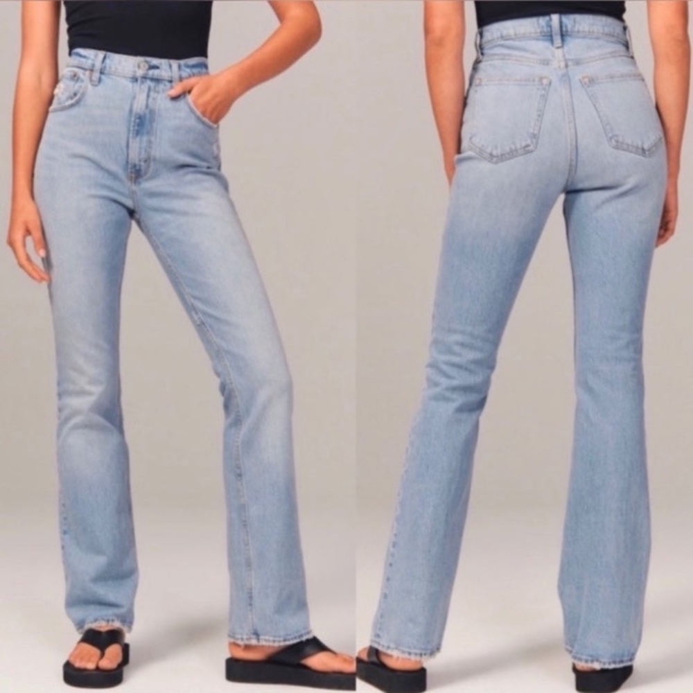 Abercrombie & Fitch :: Curve Love :: 70s Vintage Flare :: Light Wash ::